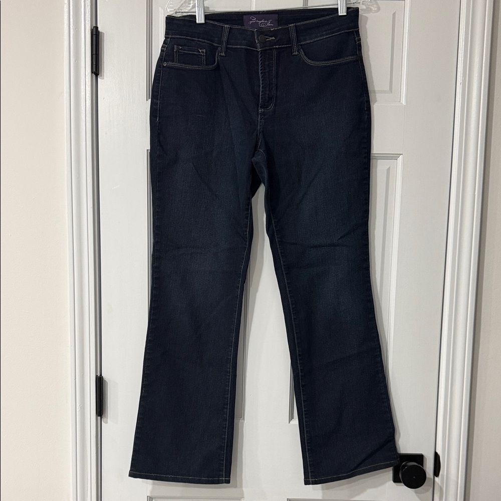 NYDJ Not Your Daughters Jeans Tummy Tuck Woman’s Size 6 Stretch Jeans Straight